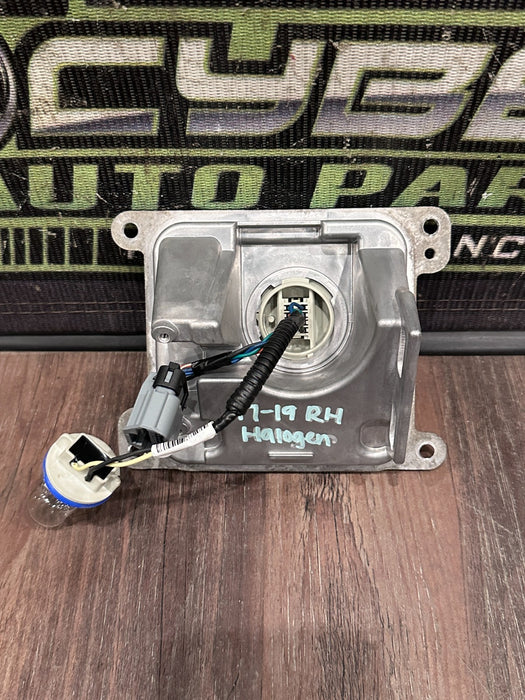 2017-19 FORD F250 F350 F450 RIGHT HALOGEN TAIL LIGHT BRACKET OEM HC3B-14D189-BA