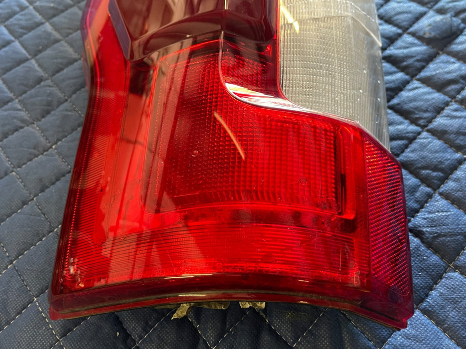 2017 2018 2019 FORD F250 F350 F450 DRIVER TAIL LIGHT BRACKET ONLY OEM *DAMAGED*
