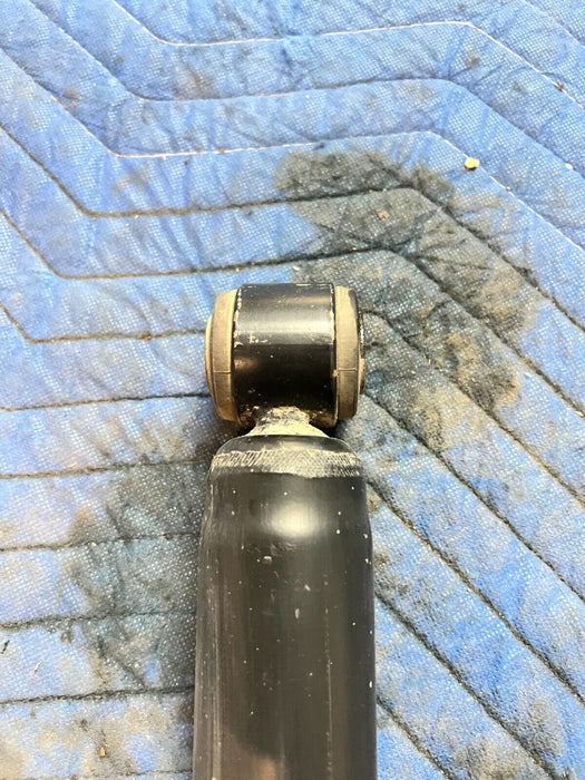 2016 2019 NISSAN TITAN XD OEM REAR LEFT DRIVER STRUT SHOCK ABSORBER 56200EZ81A