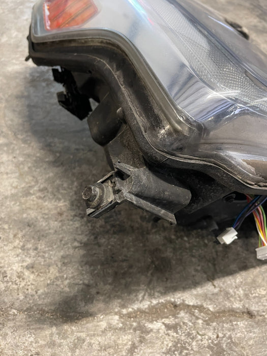 2017-2019 FORD F250 F350 F450 PASSENGER RIGHT LED HEADLIGHT OEM *BURN DAMAGE*