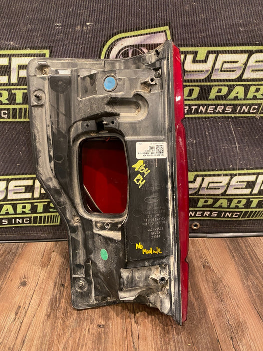 2020-2022 FORD F250 F350 F450 PASSENGER RIGHT LED TAIL LIGHT OEM *MINOR SCUFF*