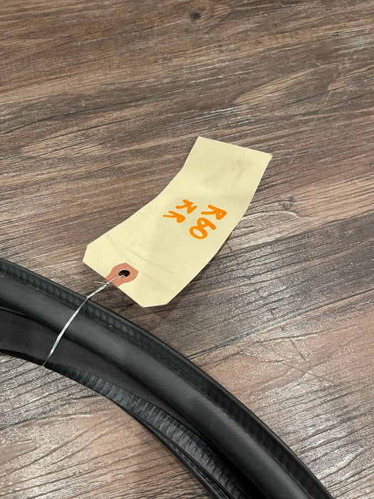 2017 INFINITI Q50 RED SPORT REAR PASSENGER RIGHT DOOR WEATHERSTRIP SEAL OEM