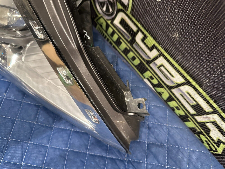 2009-2020 NISSAN 370Z PASSENGER RIGHT HEADLIGHT OEM XENON COMPLETE *NO DAMAGE*