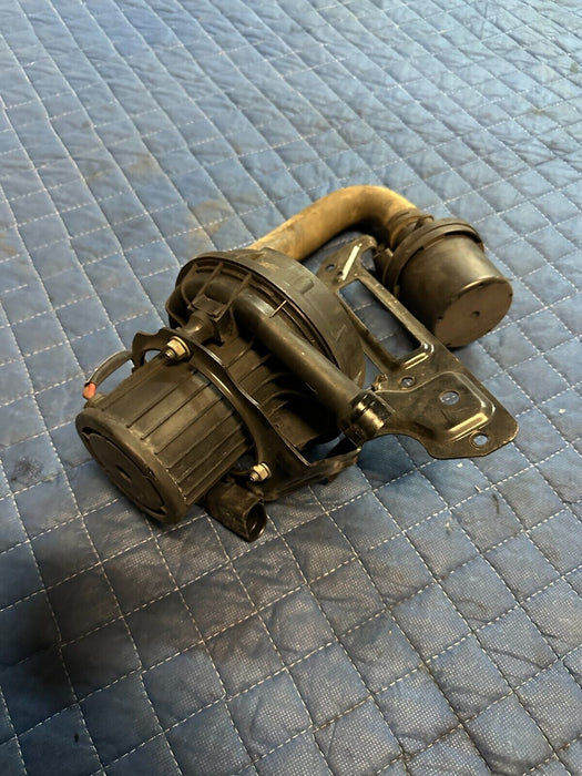 2014 AUDI R8 V10 OEM SECONDARY AIR PUMP