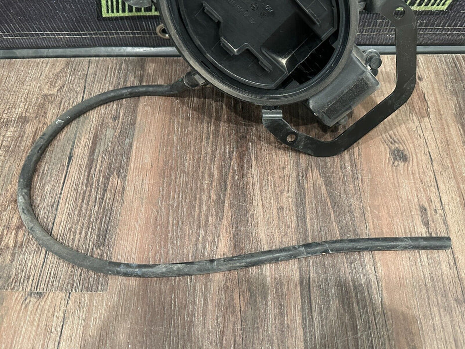 2021 AUDI R8 FUEL FILLER HOUSING BRACKET ASSEMBLY OEM 4S8906125A