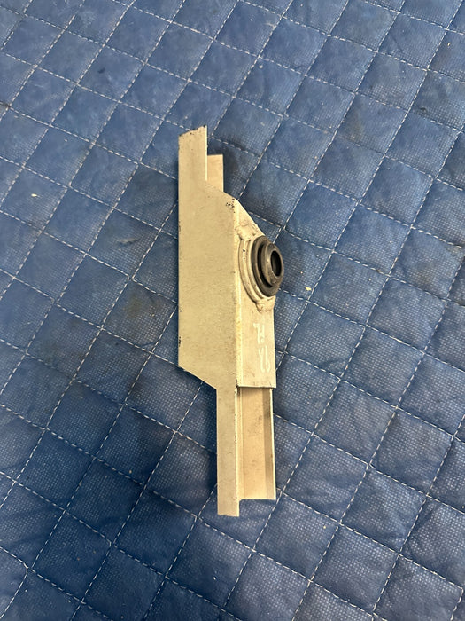 2014 AUDI R8 V10 FRONT DRIVER LEFT RADIATOR SUPPORT OEM 420 806 591 420806591