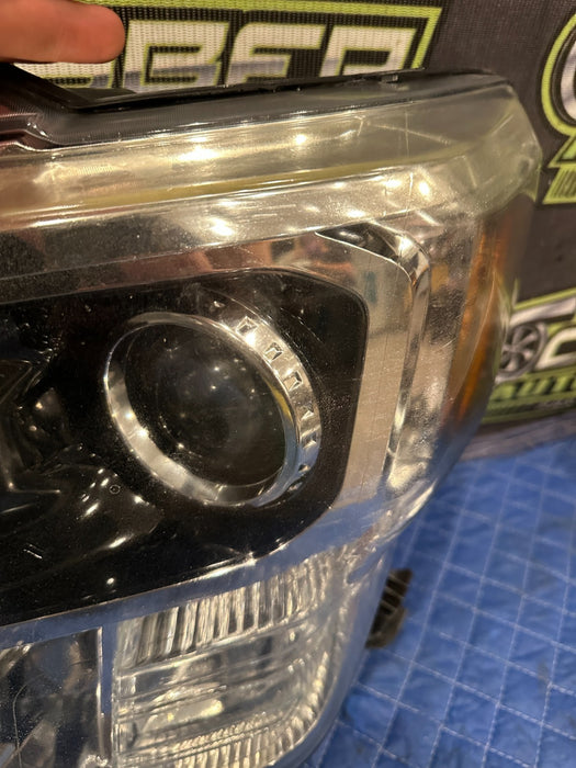 2017 NISSAN TITAN XD DRIVER LEFT LED HEADLIGHT OEM *WEAR 3-5*