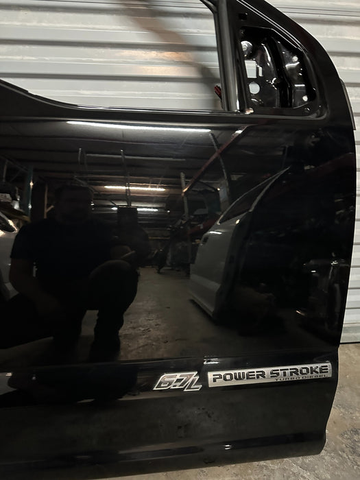 2017 2022 FORD F250 F350 F450 FRONT RIGHT DOOR SHELL AGATE BLACK (UM) OEM