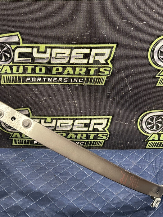 2014 AUDI R8 FRONT RIGHT FRAME RAIL BRACE FENDER MOUNT BRACKET 420 805 358 C