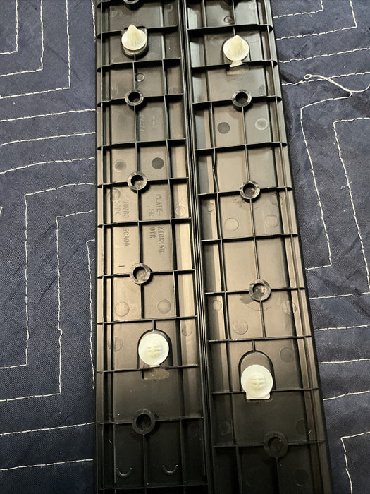 2011 INFINITI G37 SCUFF KICK PLATES LH RH DRIVER PASSENGER SIDE PAIR SET OEM