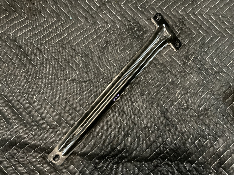 2018-2021 MERCEDES E63S AMG OEM REAR SUSPENSION STRUT TOWER BRACKET 2136280124