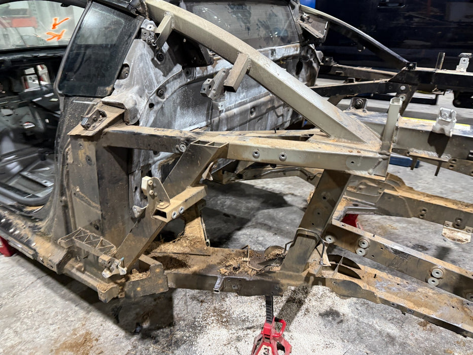 2014 AUDI R8 V10 PLUS SHELL CHASSIS FRAME ASSEMBLY SKELETON ROOF GLASS OEM