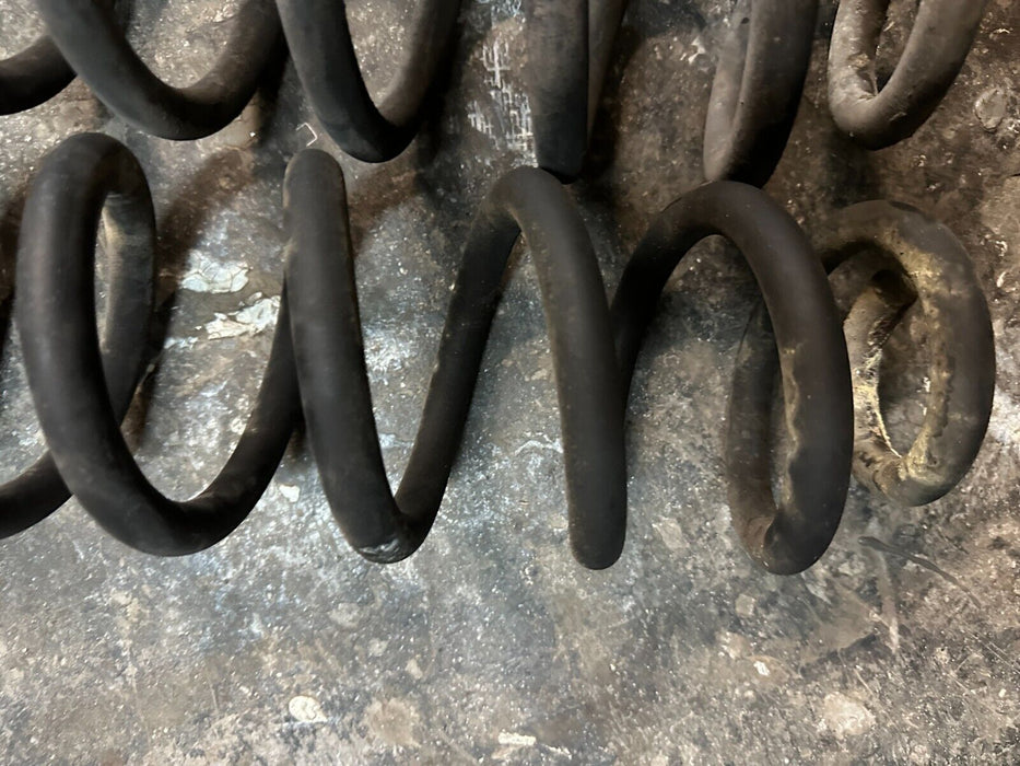 2019 FORD F450 FRONT LEFT RIGHT COIL SPRINGS PAIR OEM