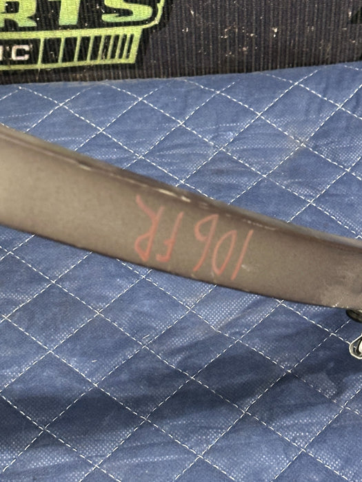 2014 AUDI R8 FRONT RIGHT FRAME RAIL BRACE FENDER MOUNT BRACKET 420 805 358 C