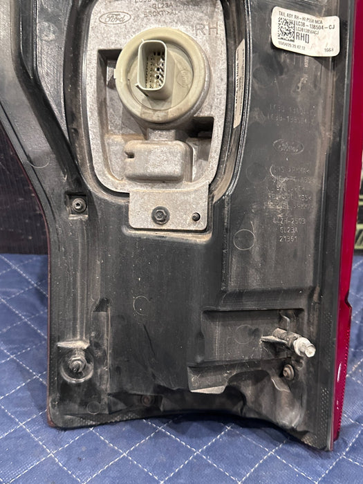 2020 2021 2022 FORD F250 F350 F450 LED TAIL LIGHT PAIR LEFT RIGHT W/ BLIND SPOT