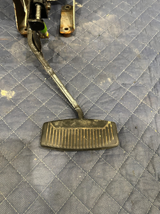 2017-2019 FORD F250 F350 BRAKE PEDAL ASSEMBLY OEM