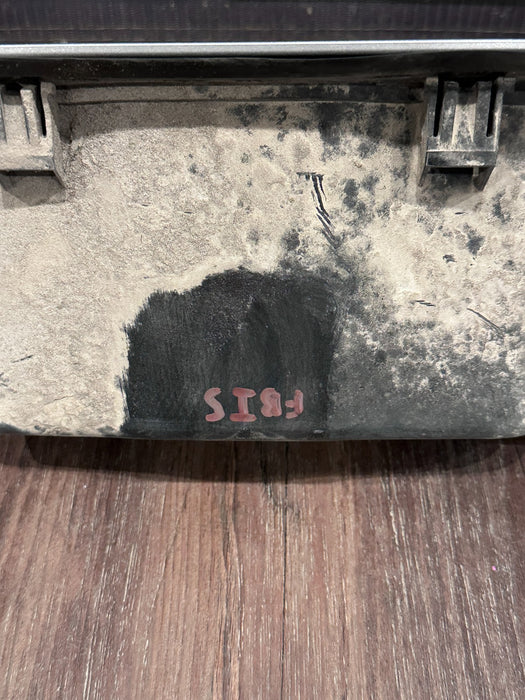 2020-2022 FORD F450 DUALLY FUEL GAS DOOR LID ASSMEBLY OEM ICONIC SILVER  (JS)