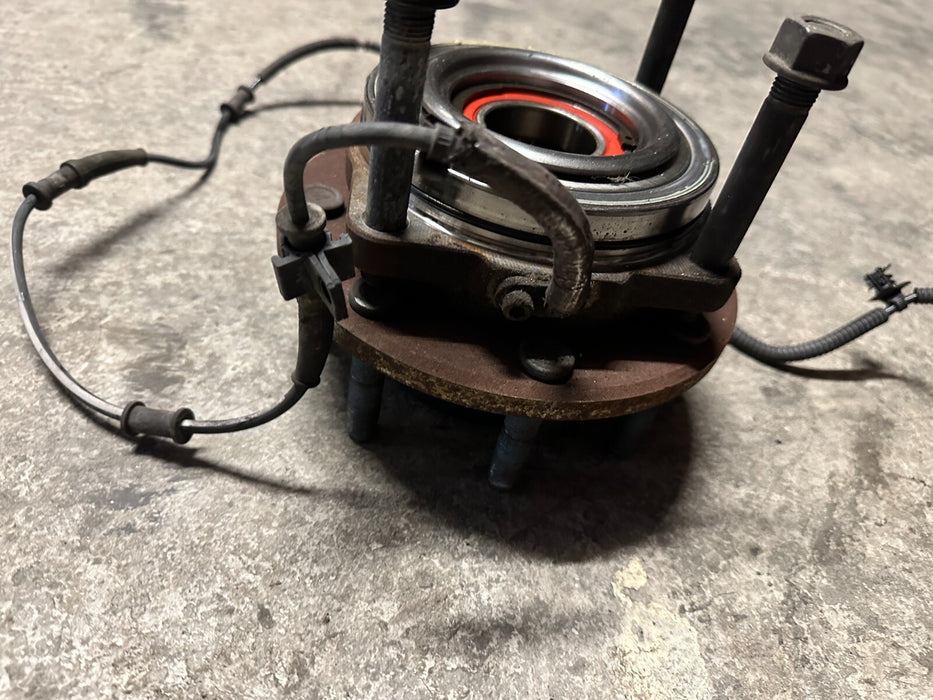 2022 FORD F250 F350 FRONT PASSENGER RIGHT AUTO LOCK WHEEL HUB ASSEMBLY 40K OEM