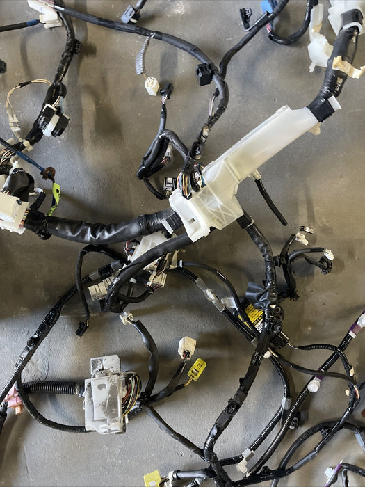 2014 TOYOTA PRIUS V BASE CHASSIS MAIN BODY FLOOR HARNESS OEM