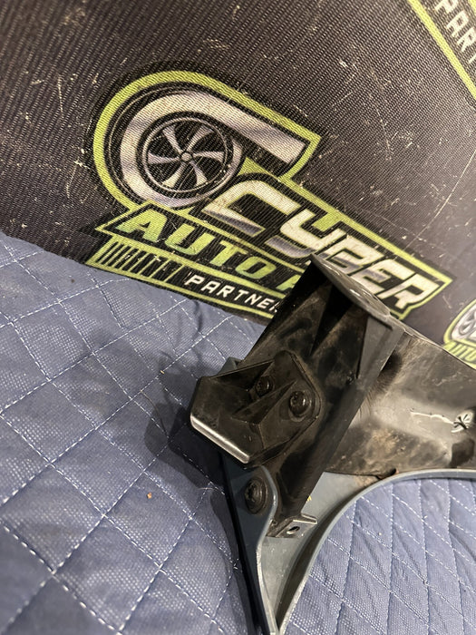 2021 AUDI R8 KEMORA GRAY PASSENGER RIGHT FENDER PANEL W FOAM ASSEMBLY OEM