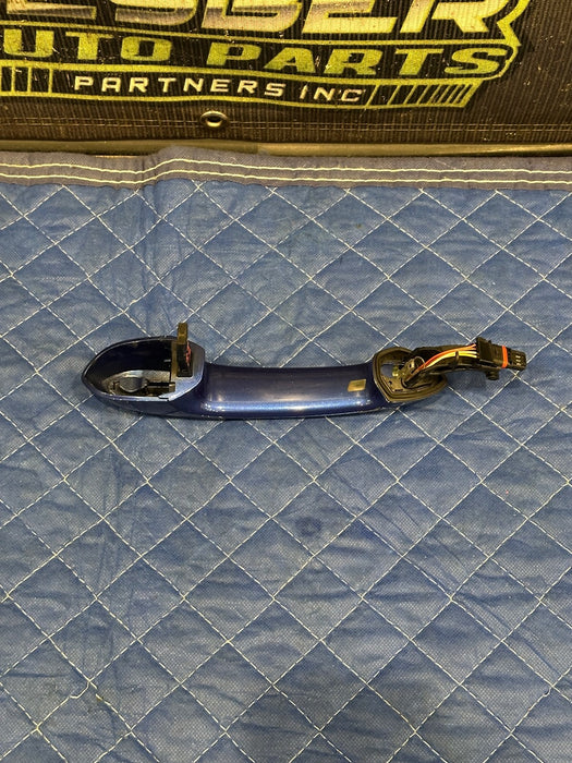 2024 BMW M3 M4 G80 G82 SEDAN FRONT LEFT DOOR HANDLE PORTIMAO BLUE (C31) OEM