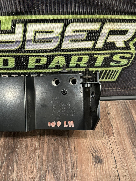 2017-18 AUDI R8 DRIVER LEFT REINFORCEMENT PLATE BRACKET OEM 4S7 813 761 C