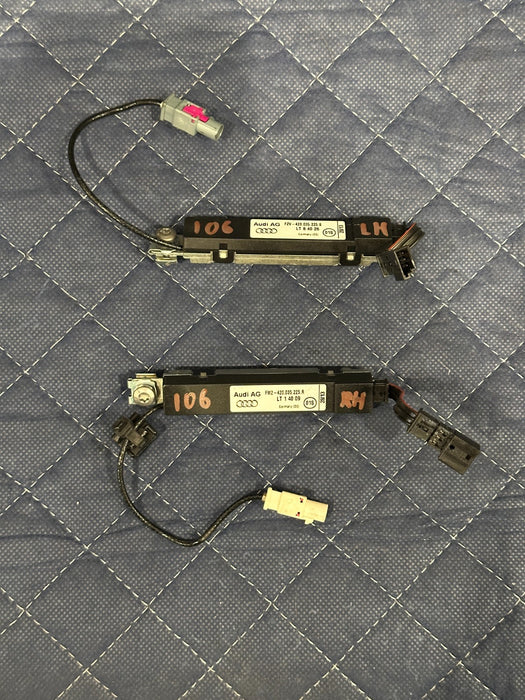 2014 AUDI R8 SPYDER LEFT RIGHT ANTENNA AMPLIFIER PAIR 420 035 225 C