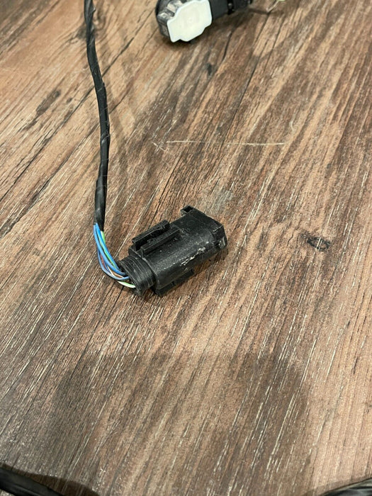 2020 BMW M4 F82 FRONT BUMPER PARKING SENSOR HARNESS OEM 9 313 607-03 (BLUE)