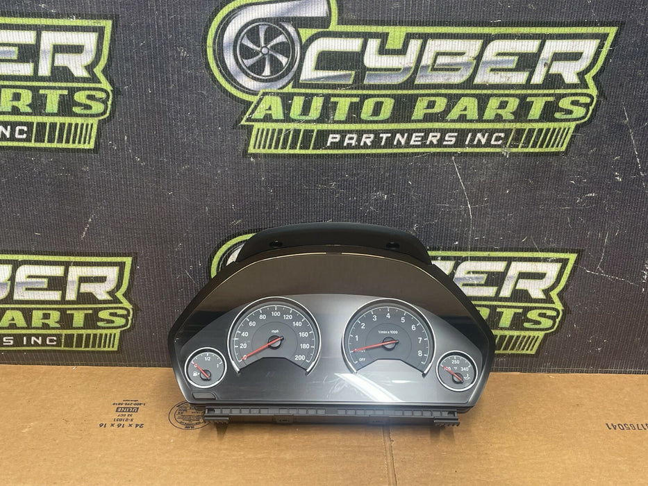 2015 BMW M4 F82 INSTRUMENT GAUGE CLUSTER -6SP MANUAL- OEM 2016 2017 2018