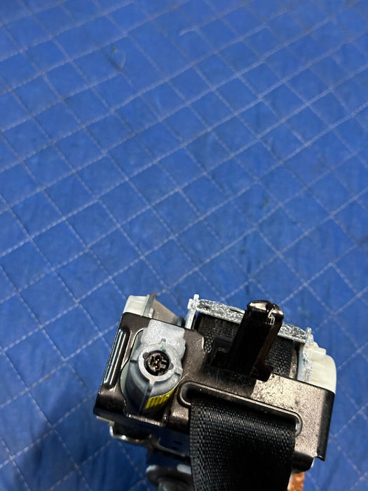 2018 2019 2022 FORD F250 F350 F450 PLATINUM FRONT LEFT DRIVER SEATBELT OEM