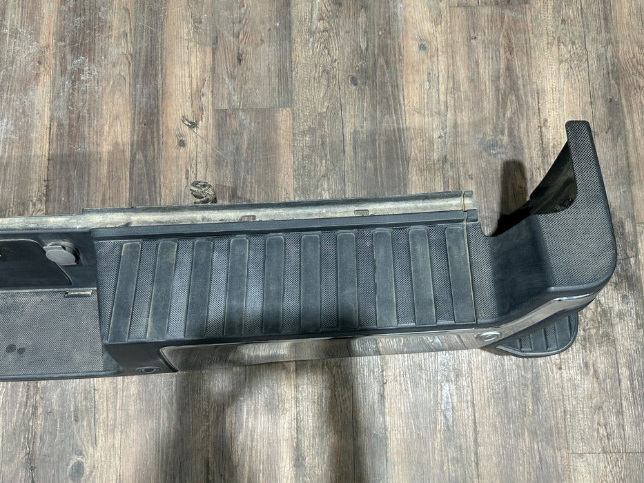2023-2025 FORD F250 F350 F450 KING RANCH REAR CHROME BUMPER W SENSORS OEM *#9*