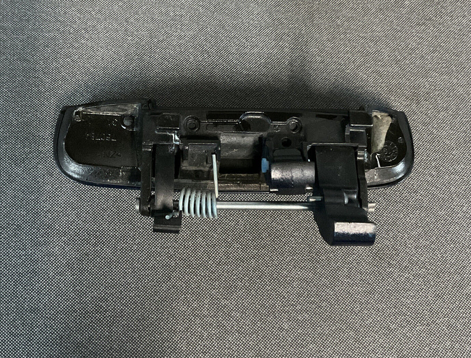 2015-2020 DODGE CHARGER HELLCAT REAR RIGHT PASSENGER EXTERIOR DOOR HANDLE OEM