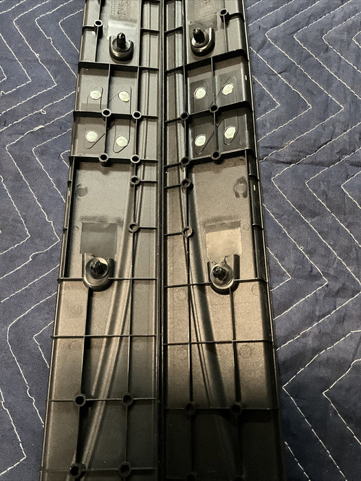 2018 NISSAN 370Z NISMO KICK PLATE SET LEFT RIGHT 2009-2020