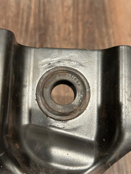 2021 AUDI R8 FRONT RIGHT RADIATOR MOUNT BRACKET OEM 4S0 121 275