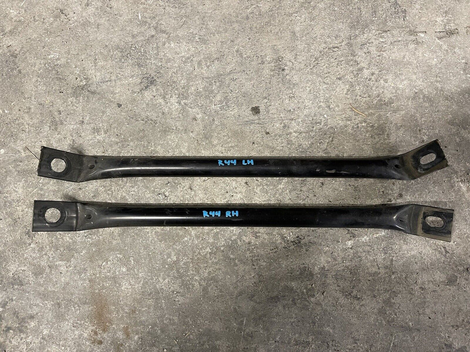 2020 2021 GMC SIERRA 2500 REAR RIGHT LEFT PAIR BUMPER IMPACT BAR BRACKETS OEM