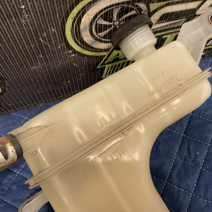 2014 TOYOTA PRIUS V ENGINE RADIATOR COOLANT TANK RESERVOIR 16480-28080 OEM