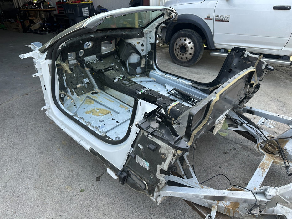 2017 2018 AUDI R8 V10 PLUS SPYDER SHELL CHASSIS TUB FRAME ASSEMBLY OEM 20K MILES