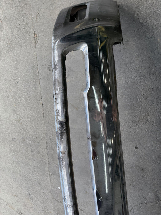 2015 RAM 2500 FRONT BUMPER COVER OEM GENUINE CHROME