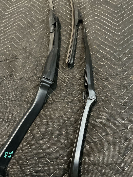 2010 NISSAN 370Z CONVERTIBLE WINDSHIELD WIPERS PAIR OEM 2009-2020