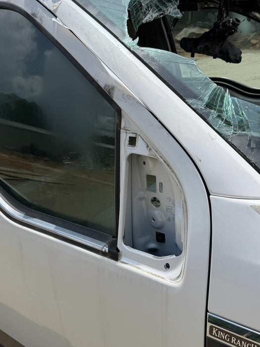 2017-2022 FORD F250 F350 F450 KING RANCH WHITE FRONT PASSENGER RH DOOR (UG, H5)