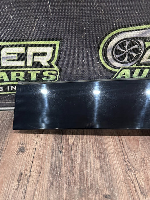 2017-2019 FORD F250 F350 F450 REAR RIGHT GLOSS BLACK B PILLAR DOOR TRIM OEM