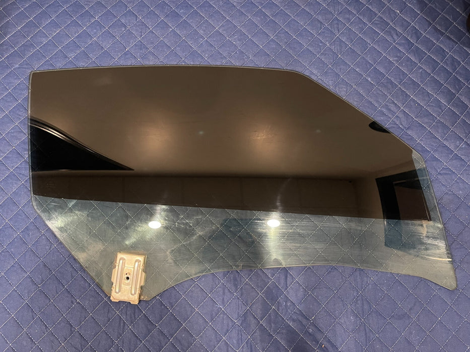 2015 NISSAN 370Z NISMO FRONT RIGHT DOOR GLASS WINDOW OEM L 77 *TINTED*