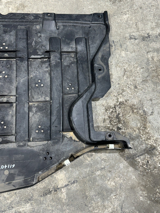 2024 BMW M3 M4 G80 G82 REAR UNDER SHIELD SPLASH SHIELD PANEL OEM 51758074610