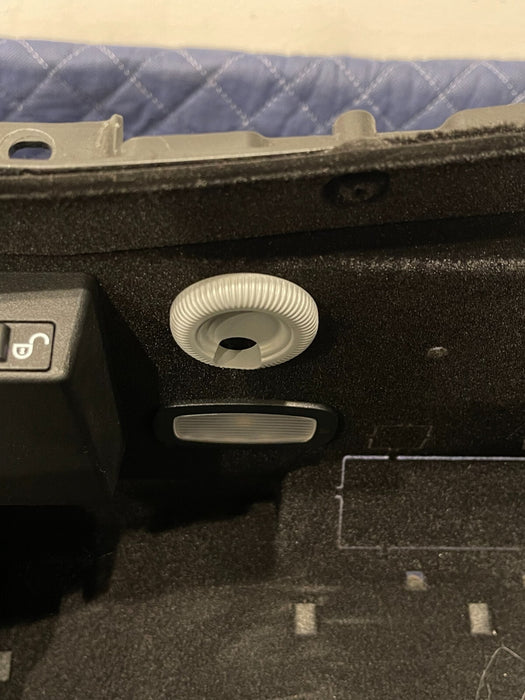 2019 MERCEDES BENZ E63S AMG FRONT DASH GLOVE BOX STORAGE COMPARTMENT OEM