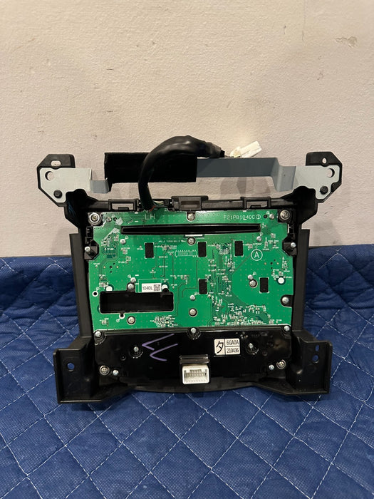 2018 NISSAN 370Z NISMO FRONT DASH HVAC/RADIO/CD CONTROL BEZEL OEM L 77