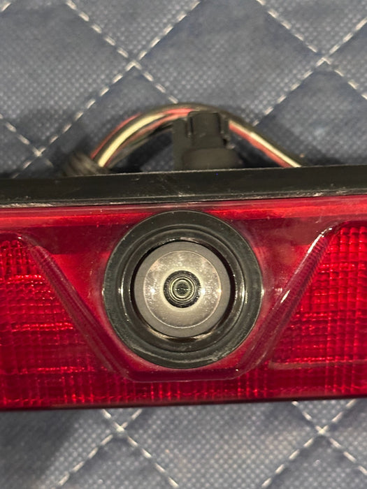 2017-2019 FORD F250 F350 REAR CAB THIRD BRAKE LIGHT W/ CAMERA & PIGTAIL OEM