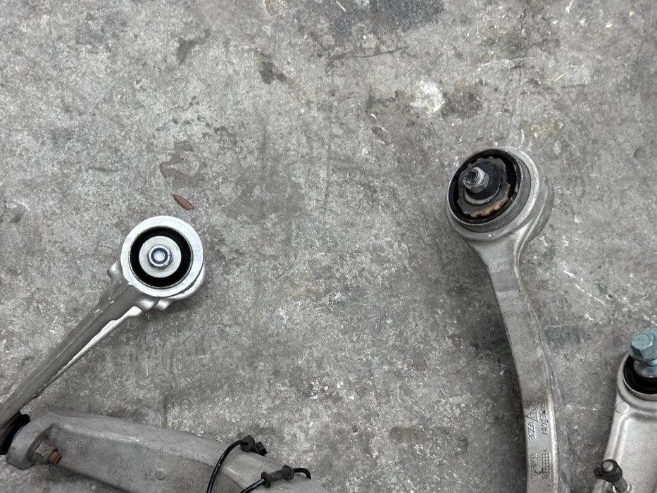 2015 JAGUAR F TYPE FRONT RIGHT KNUCKLE SPINDLE OEM EX53-3K185-AB *DAMAGE 7-8*