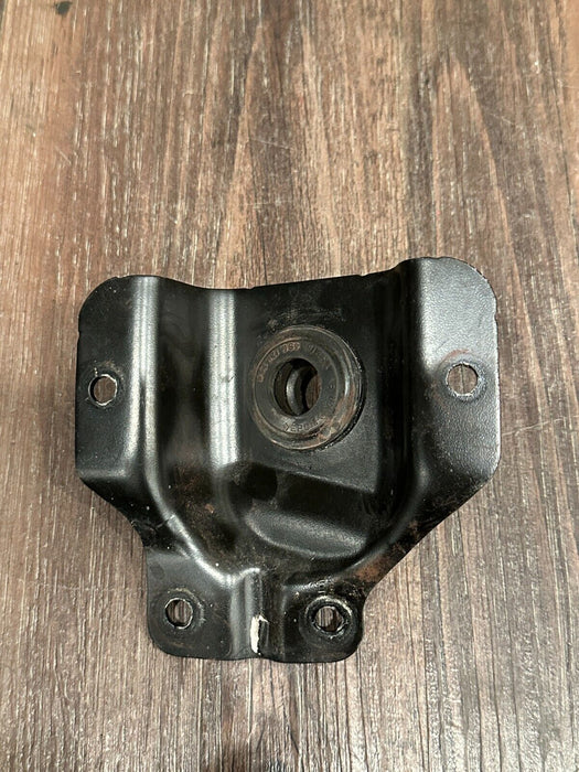 2021 AUDI R8 FRONT RIGHT RADIATOR MOUNT BRACKET OEM 4S0 121 275