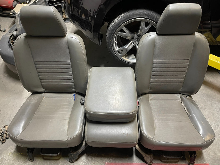 2007 DODGE RAM 3500 SINGLE CAB FRONT SEATS W/ JUMP SEAT OEM 114K MILES