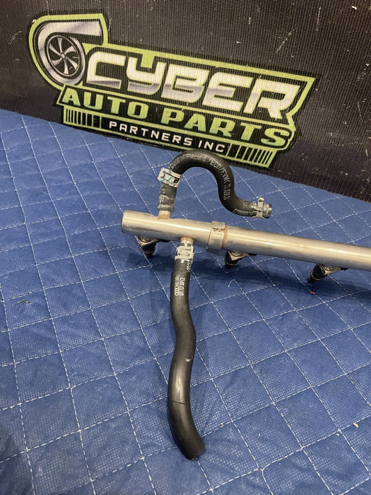 2017 AUDI R8 PLUS UPPER FUEL RAIL FUEL DISTRIBUTORS 07L-133-681-AB PAIR OEM